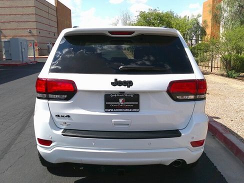 Used 2020 Jeep Grand Cherokee Altitude image 6