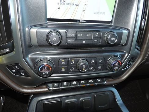 Used 2018 Chevrolet Silverado 1500 LTZ Z71 w/ LTZ Plus Package AWD/4WD image 25