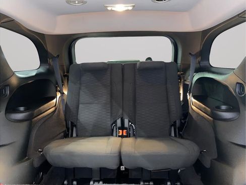 Used 2018 Dodge Durango SXT w/ 3rd Row Seating Group image 10