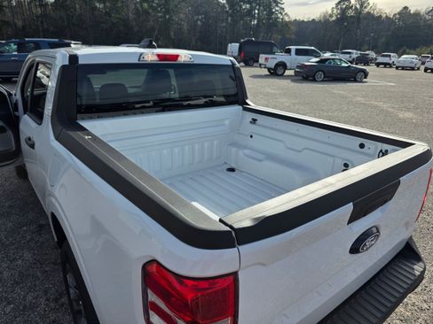 New 2025 Ford Maverick XLT w/ XLT Luxury Package image 14