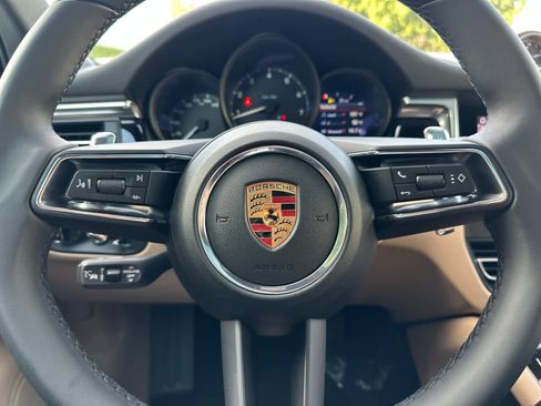 New 2026 Porsche Macan image 25