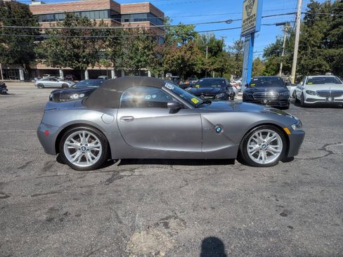 Used 2008 BMW Z4 3.0i RWD image 6