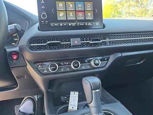 Certified 2025 Honda HR-V EX-L image 16