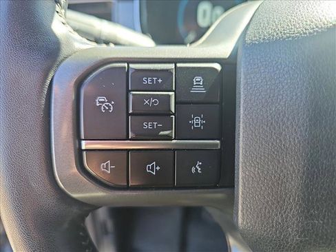 Used 2023 Ford F150 Lariat w/ Max Trailer Tow Package image 25