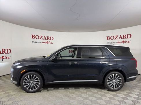 Used 2023 Hyundai Palisade Calligraphy FWD image 4