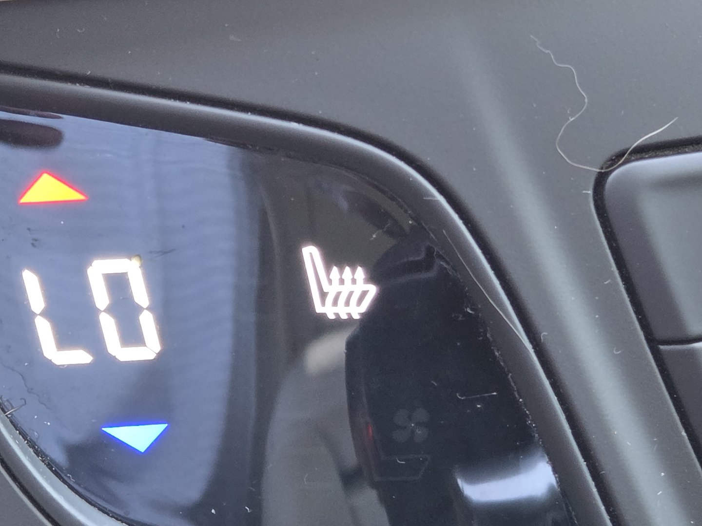 Used 2019 Buick Envision Essence FWD image 5