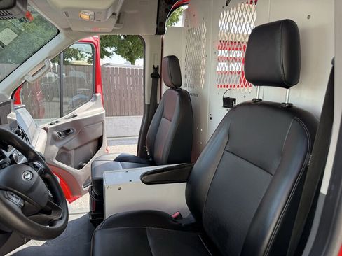 Used 2020 Ford Transit 250 Medium Roof RWD image 17