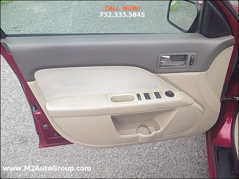 Used 2008 Ford Fusion SEL image 17
