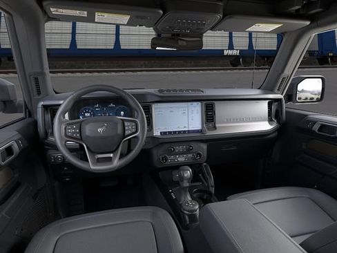 New 2026 Ford Bronco Badlands AWD/4WD image 9