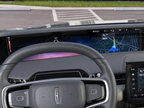 New 2026 Lincoln Nautilus Premier AWD/4WD image 13