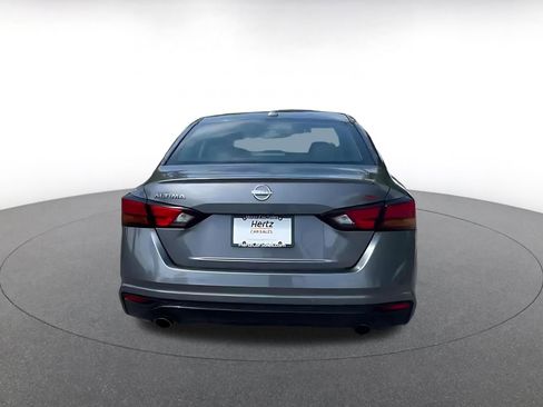 Used 2025 Nissan Altima 2.5 SR image 12