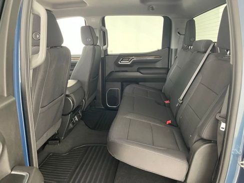 Used 2024 Chevrolet Silverado 1500 LT AWD/4WD image 45