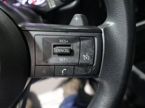 Used 2022 Nissan Rogue S AWD/4WD image 33