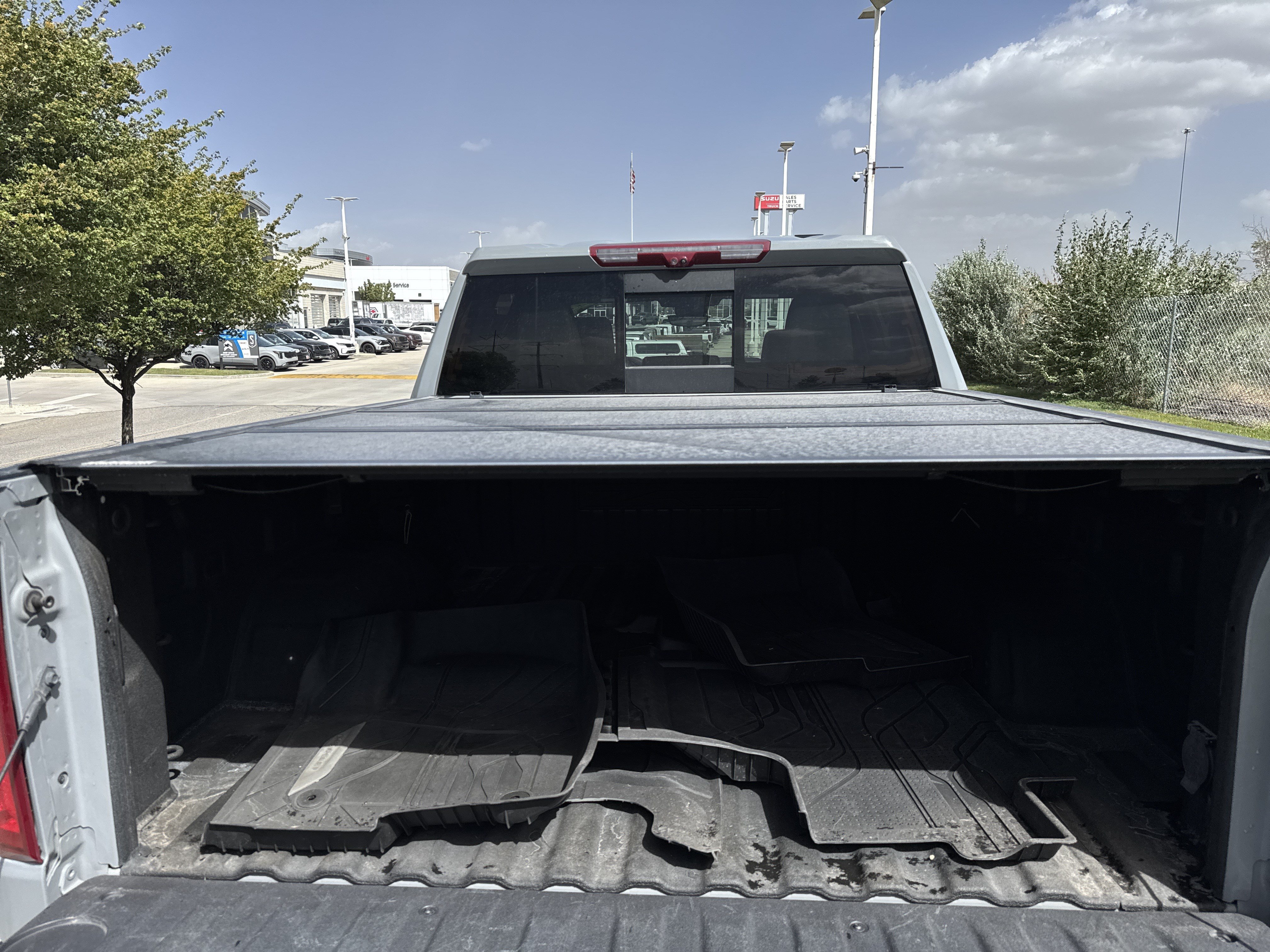 Used 2024 Chevrolet Silverado 1500 ZR2 w/ Technology Package AWD/4WD image 21