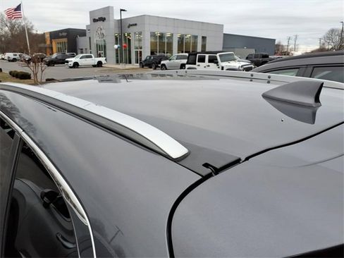 Used 2022 Honda CR-V Touring image 10