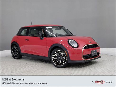 Used 2025 MINI Cooper S image 1