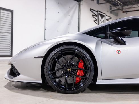 Used 2017 Lamborghini Huracan LP 610-4 AWD/4WD image 19