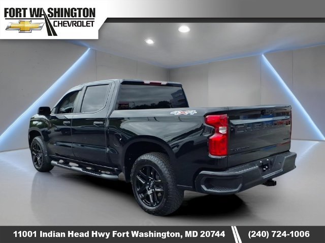 Used 2026 Chevrolet Silverado 1500 Custom w/ Turbomax Blackout Package AWD/4WD image 4