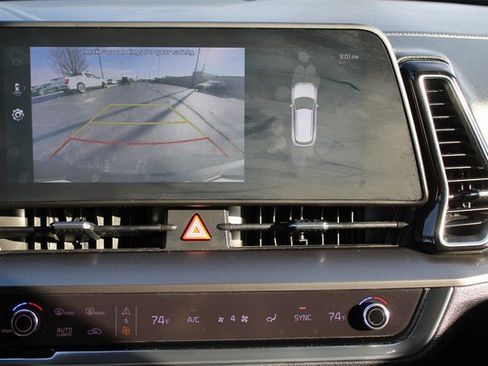 Certified 2023 Kia Sportage EX image 14