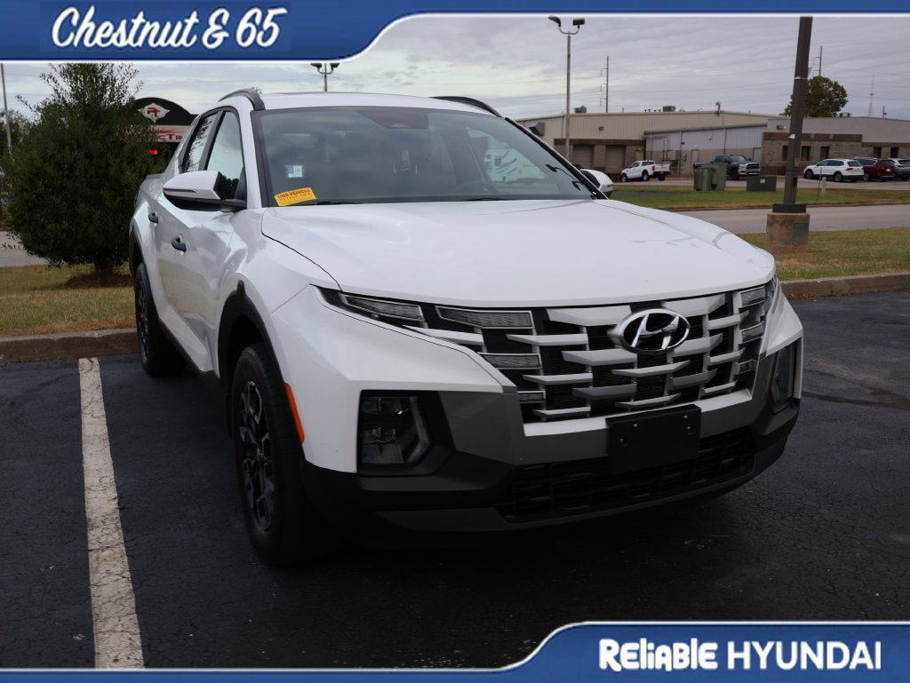 Certified 2024 Hyundai Santa Cruz SEL w/ Activity Package FWD image 3
