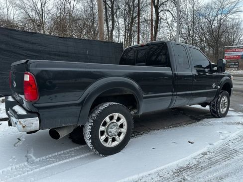 Used 2011 Ford F250 Lariat w/ Snow Plow Prep Pkg image 5