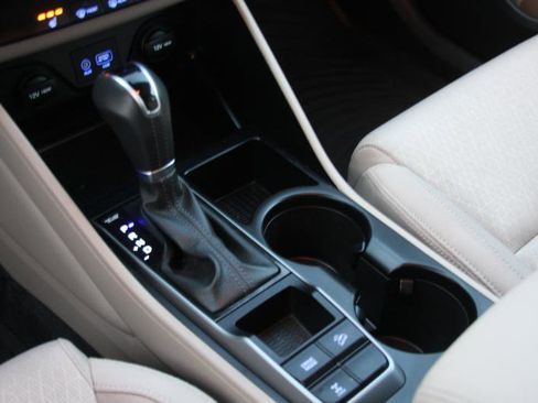 Used 2016 Hyundai Tucson Sport AWD/4WD image 40