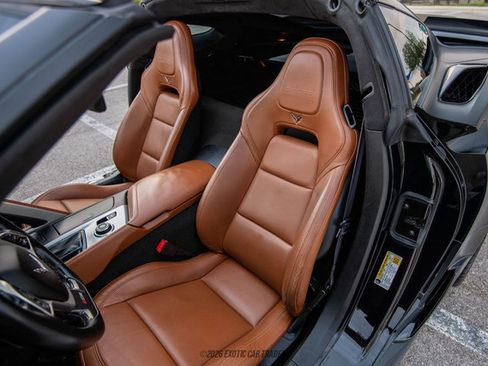 Used 2016 Chevrolet Corvette Z06 w/ 3LZ Preferred Equipment Group image 36