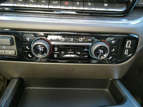 Certified 2024 Chevrolet Silverado 1500 LTZ w/ Technology Package image 28