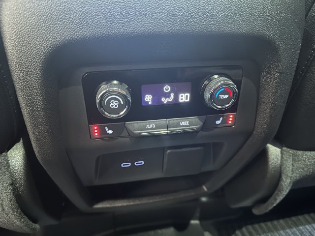 Used 2026 Chevrolet Traverse RS AWD/4WD image 20