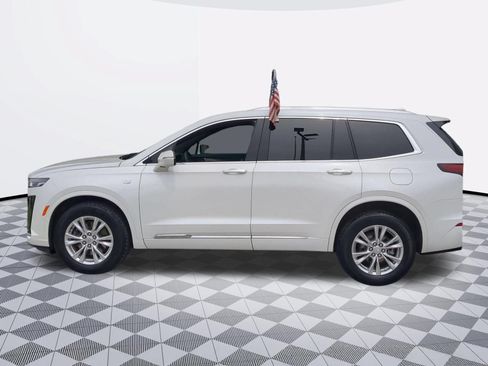 Used 2024 Cadillac XT6 Luxury AWD/4WD image 4