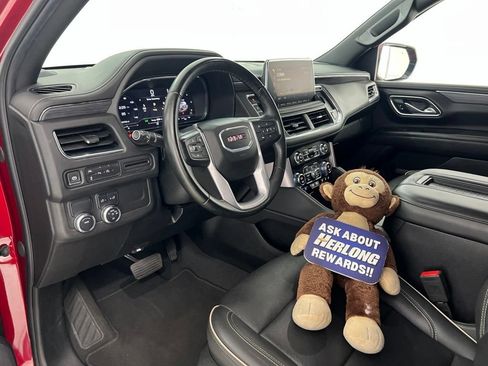 Used 2024 GMC Yukon SLT RWD image 10