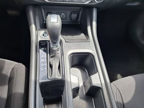 Used 2025 Nissan Sentra S FWD image 18