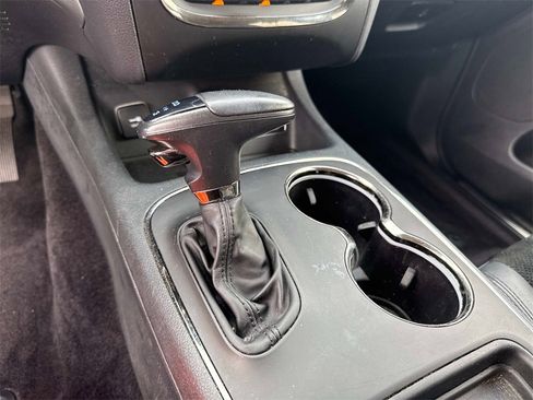 Used 2018 Dodge Durango GT image 30