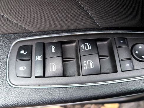 Used 2022 Dodge Charger GT image 15