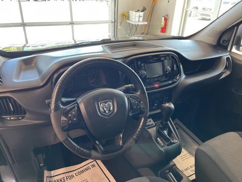 Used 2019 RAM ProMaster City Tradesman image 13