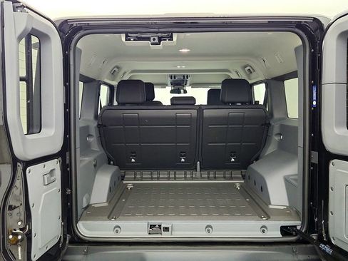 Used 2024 INEOS Grenadier AWD/4WD image 27