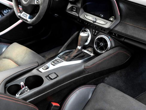 Used 2017 Chevrolet Camaro ZL1 image 21