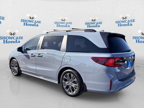 Certified 2025 Honda Odyssey Touring image 5
