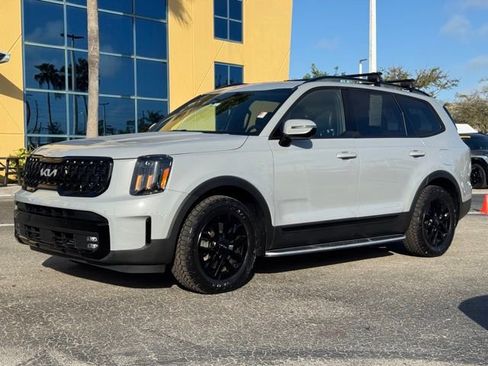 Certified 2024 Kia Telluride SX Prestige X-Pro image 2