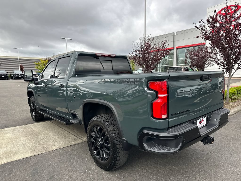 Used 2026 Chevrolet Silverado 3500 LTZ w/ LTZ Plus Package AWD/4WD image 3
