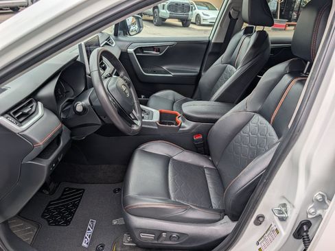 Used 2024 Toyota RAV4 Adventure AWD/4WD image 2