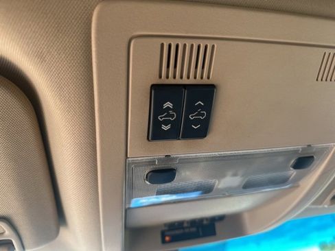 Used 2007 Chevrolet Avalanche LT w/ LT Preferred Equipment Group image 23