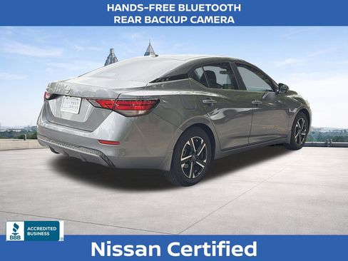 Used 2025 Nissan Sentra SV FWD image 5