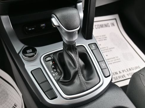 Used 2024 Kia Seltos LX AWD/4WD image 28