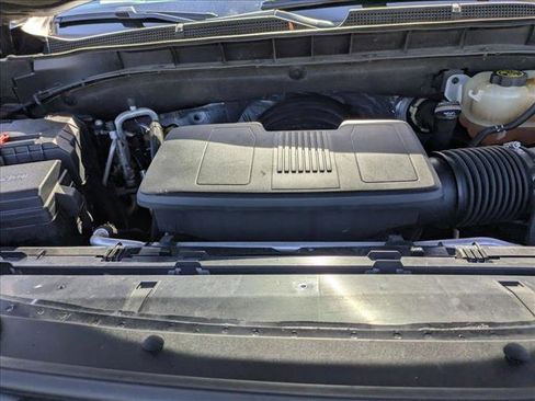 Used 2021 Chevrolet Tahoe Z71 w/ Luxury Package image 24