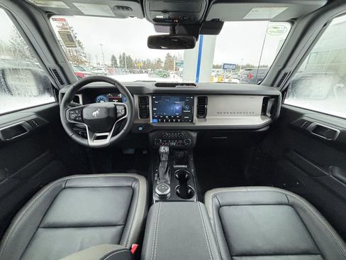 New 2025 Ford Bronco Outer Banks image 18