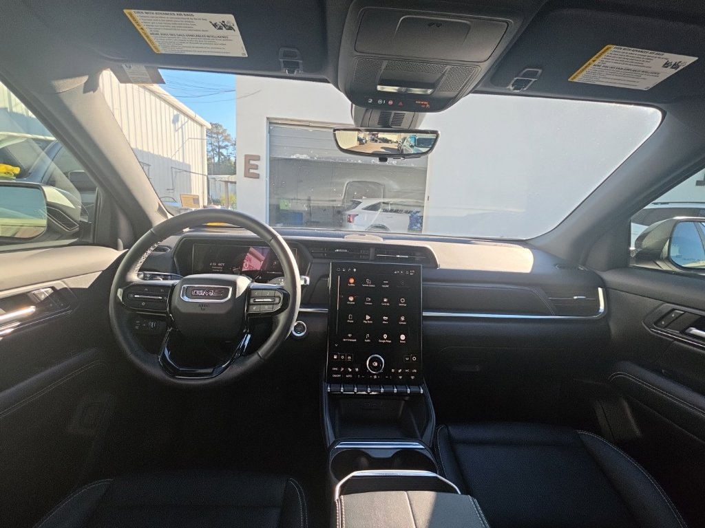 Used 2025 GMC Terrain Elevation w/ Elevation Premium Package AWD/4WD image 19