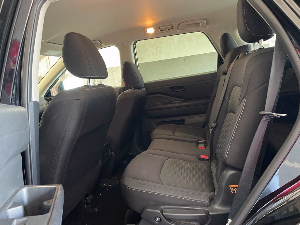 Certified 2024 Nissan Pathfinder S FWD image 16