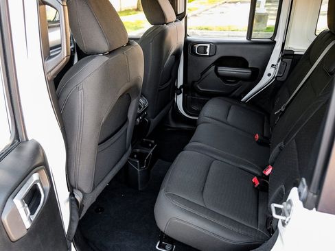 Used 2019 Jeep Wrangler Unlimited Sport S image 51