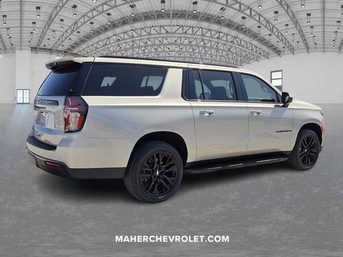 Certified 2021 Chevrolet Suburban RST RWD image 7